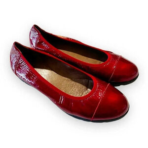 Wonders Made In Spain Ruby Red Patent Leather Ballet Flats Women’s Size‎ 39EU